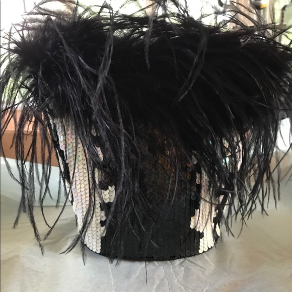 NWT Ostrich Plume and Sequin Dress Handbag/Purse - Picture 4 of 8